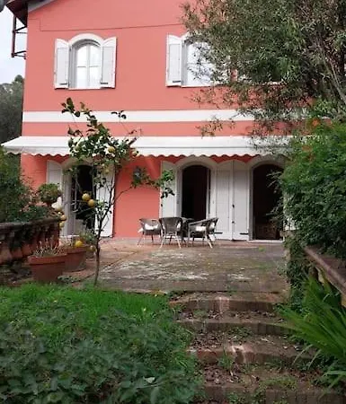 La Vignetta Con Giardino Alassio