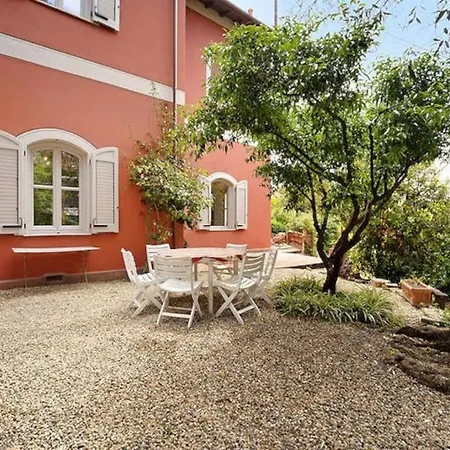 La Vignetta Con Giardino Holiday home