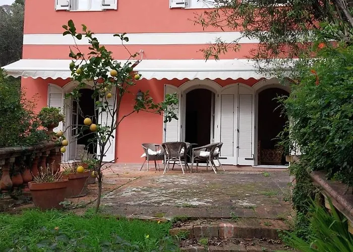 La Vignetta Con Giardino Alassio