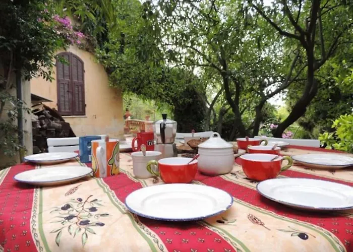 La Vignetta Con Giardino Alassio